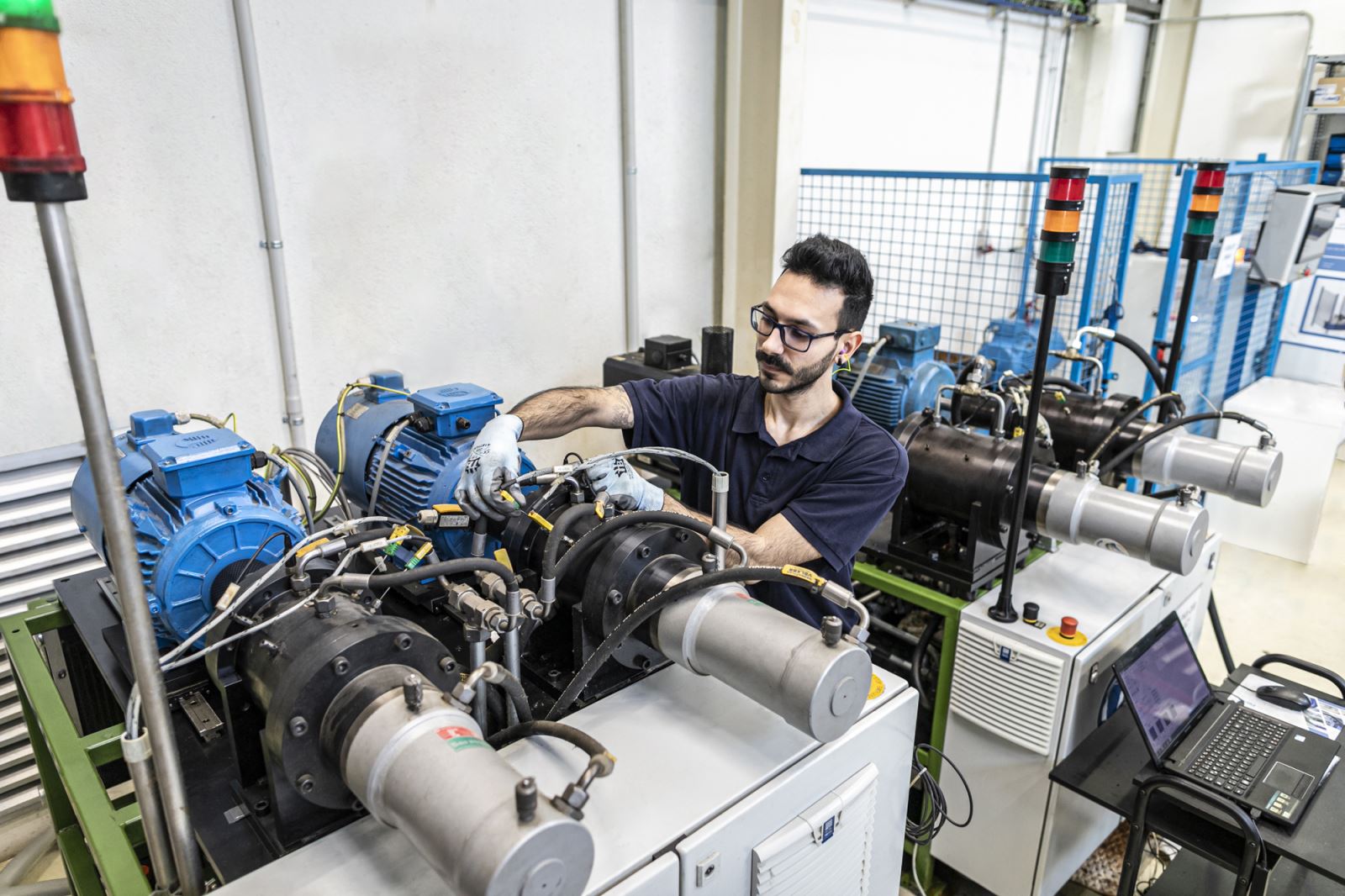 At Fersa Bearing we have expanded our testing capabilities after the installation of a fatigue test bench in our laboratory at the Fersa Jiaxing plant.
