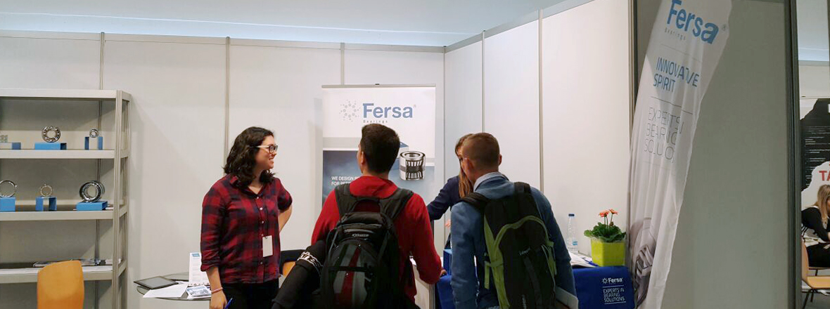 Acudimos a la Feria de Empleo, empZar 17, de la Universidad de Zaragoza, en el Campus Río Ebro.