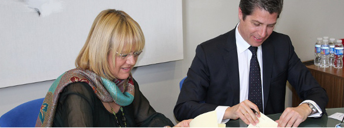 La Universidad de Zaragoza y Fersa Bearings han creado la Cátedra Fersa, cuyo principal objetivo es la promoción de talento e innovación mediante la fusión de actividades del ámbito educativo y laboral.